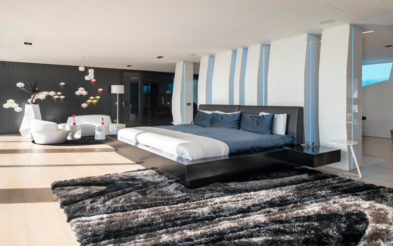 בדלונה Ibiza Style Barcelona Luxury Villa מראה חיצוני תמונה