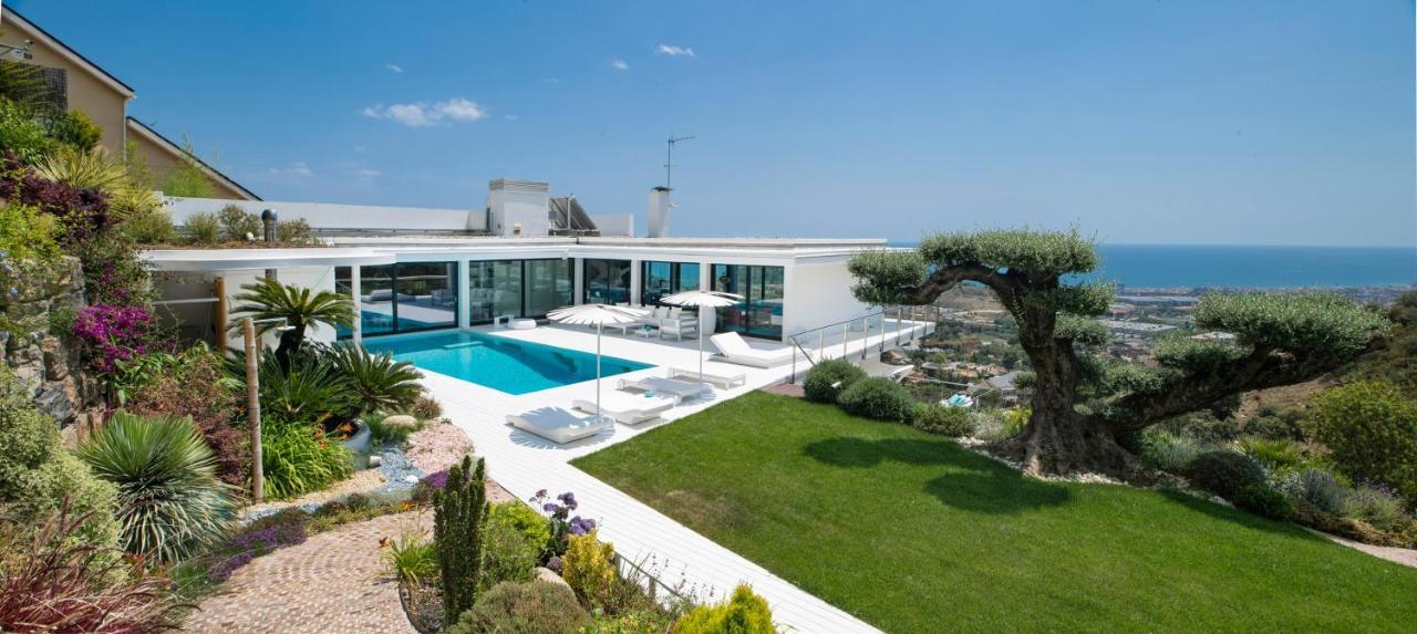 בדלונה Ibiza Style Barcelona Luxury Villa מראה חיצוני תמונה